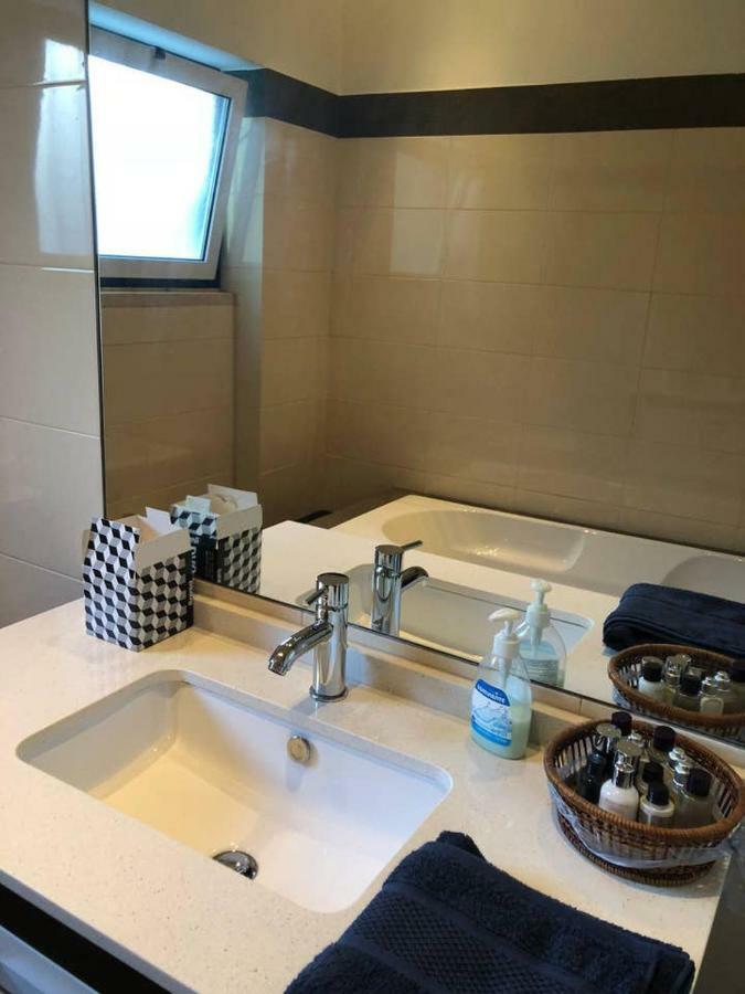 Grandmommy'S House - Traditional And Comfy Lisboan Apartment Bagian luar foto