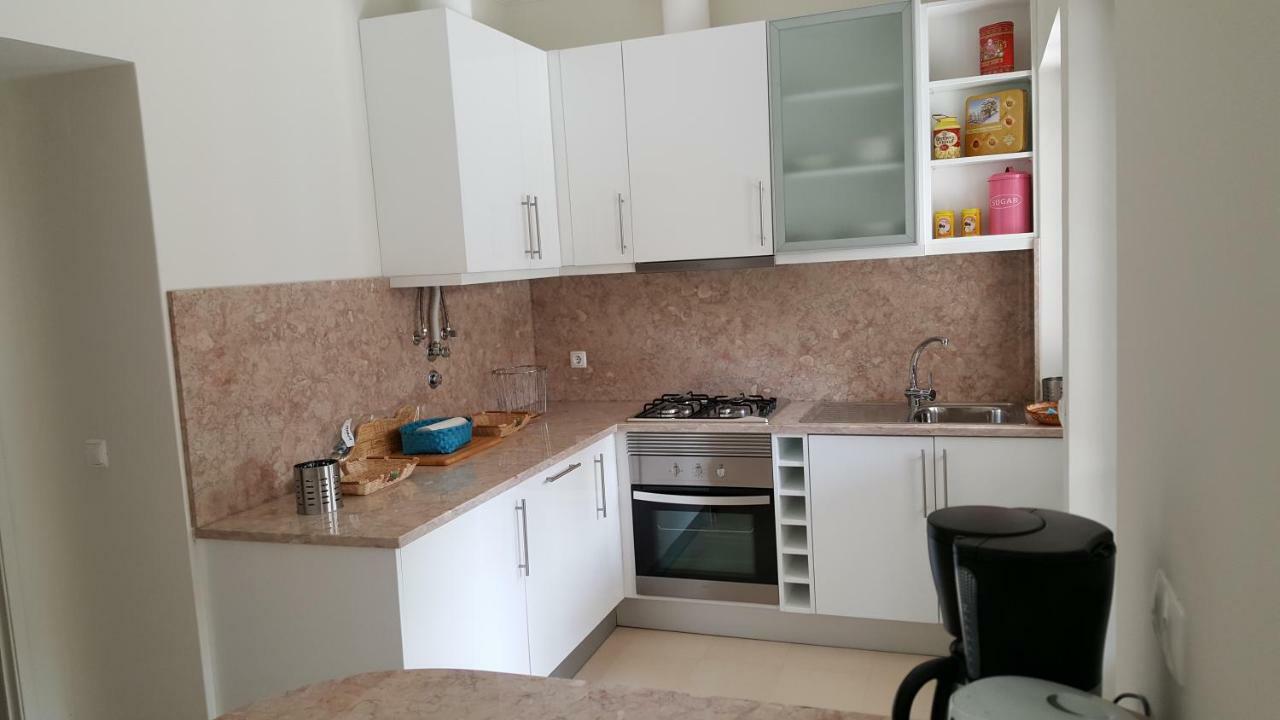 Grandmommy'S House - Traditional And Comfy Lisboan Apartment Bagian luar foto